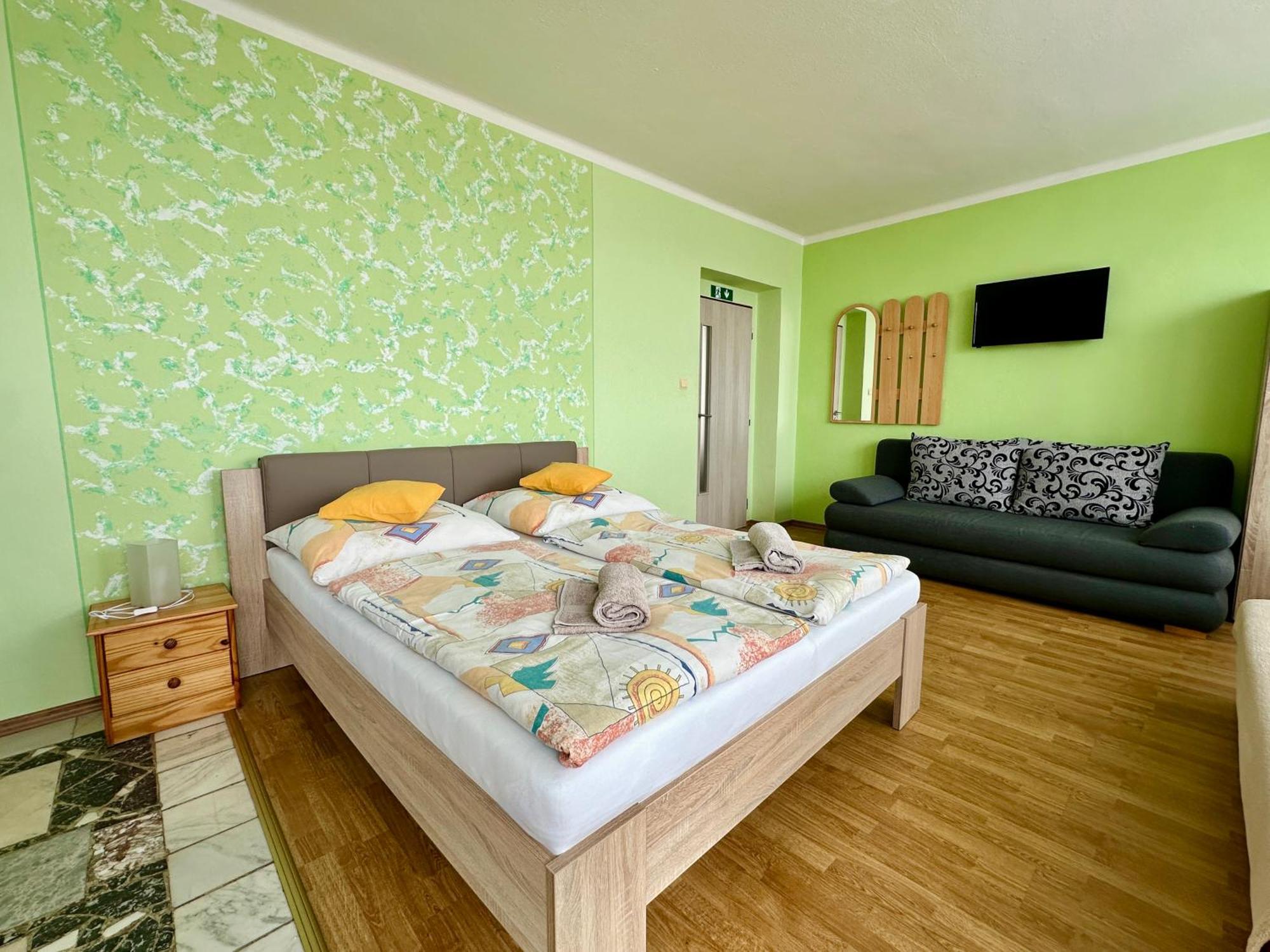 Privat Horec Maly Slavkov Exterior foto